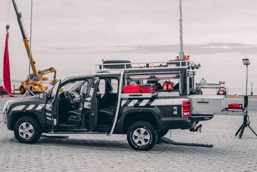 Veículos Militares Logísticos 6 veiculo 4x4 policia maritima