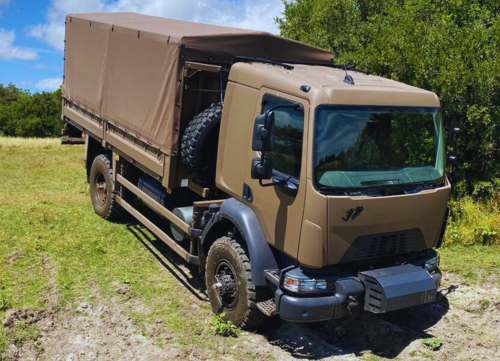 veiculo militar logistico de transporte de tropas